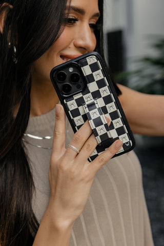 Bow Noir Walli-Lite Case