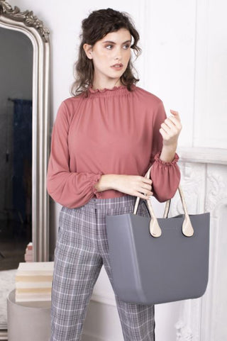 V2023 Carrie Versa Tote w/ Interchangeable Straps